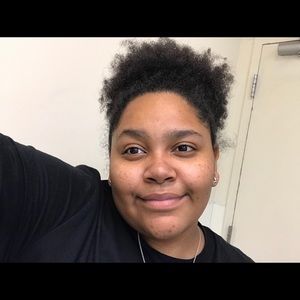 Meet your Posher, Serena